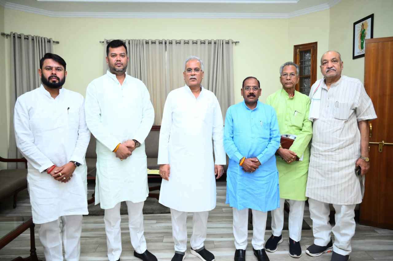 बेमेतरा हिंसाः सीएम बघेल का बड़ा ऐलान, हिंसा में मारे गए युवक के परिजनों को मिलेगा 10 लाख का मुआवजा