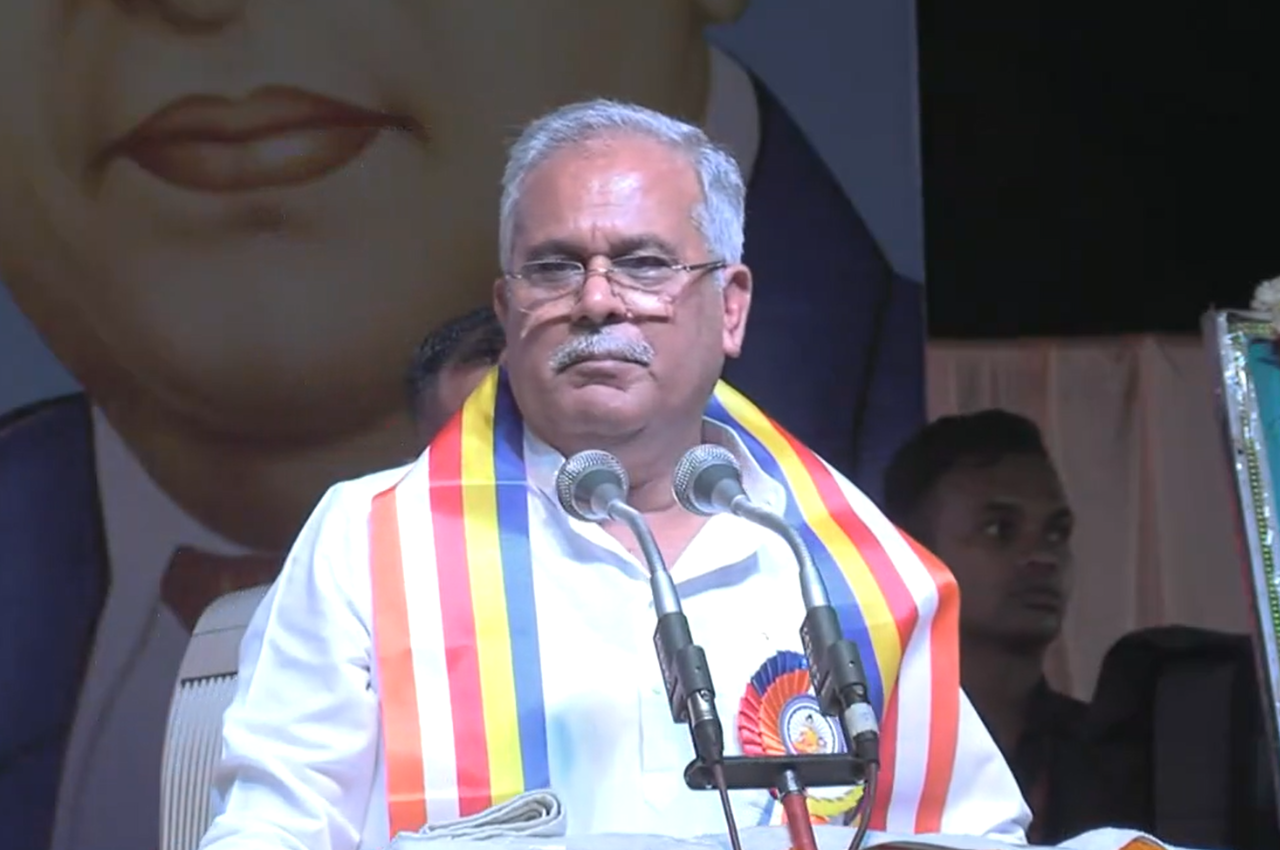 'मौजूदा सरकार में सवाल पूछना क्राइम है...', छत्तीसगढ़ के CM बघेल बोले- अदाणी के बारें में कोई सवाल नहीं पूछ सकता