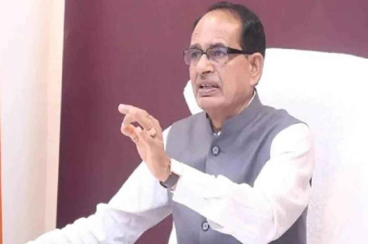 CM शिवराज ने कमलनाथ पर कसा तंज, कहा-उम्र हावी होने लगी है, जानिए क्यों कही यह बात