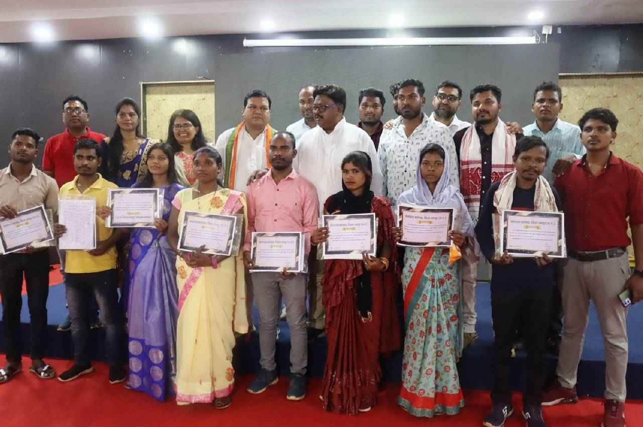CM भूपेश बघेल की घोषणा पर अमल, 142 युवाओं को मिली सरकारी नौकरी