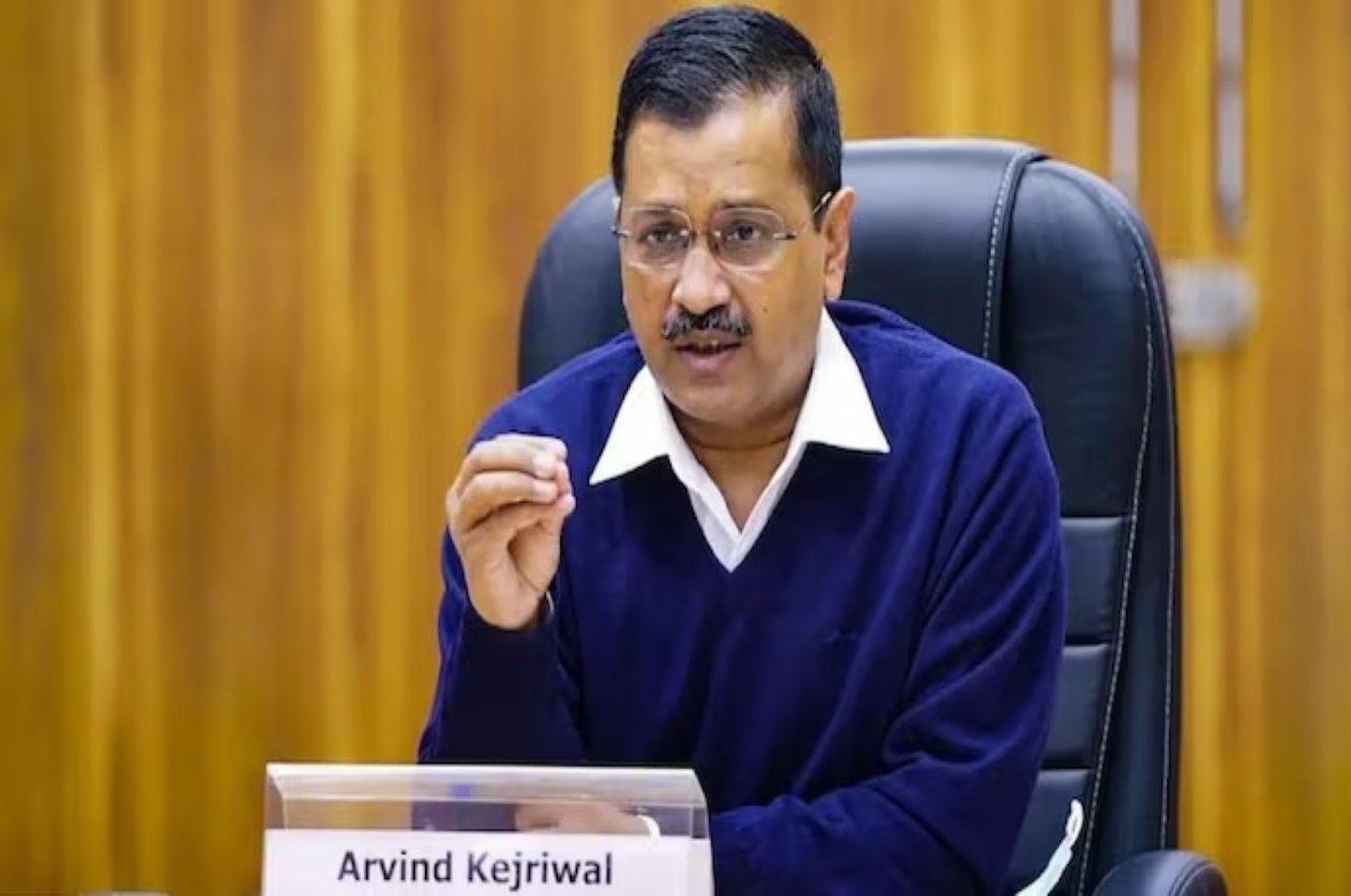 Delhi News: CM Arvind Kejriwal wrote letter to restore 50% discount senior citizens in Railways