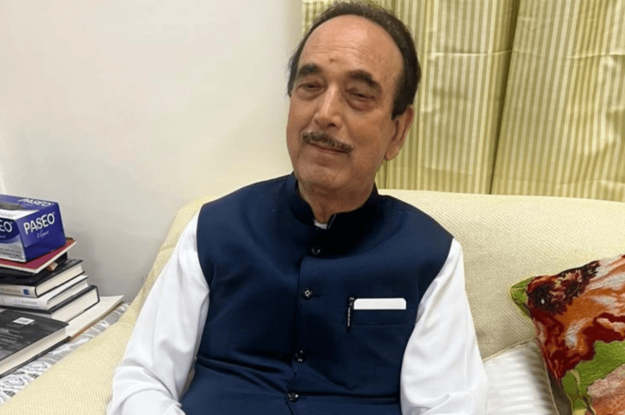 'मोदी ने कभी बदला नहीं लिया...', गुलाम नबी आजाद ने की PM की तारीफ, कांग्रेस नेतृत्व को बताया प्रभावहीन