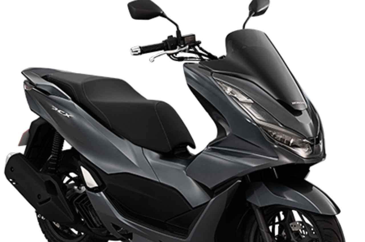 Honda PCX 160: जानदार ब्रेकिंग सिस्टम के साथ लॉन्च हुआ होंडा का नया स्कूटर, जानें फीचर्स और कीमत