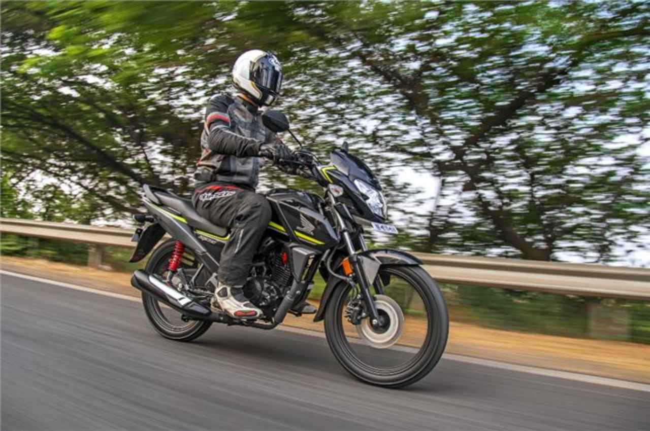 Honda SP 125: Trendy Colors और जबरदस्त माइलेज, होंडा की यह बाइक सबको बना रही दीवाना