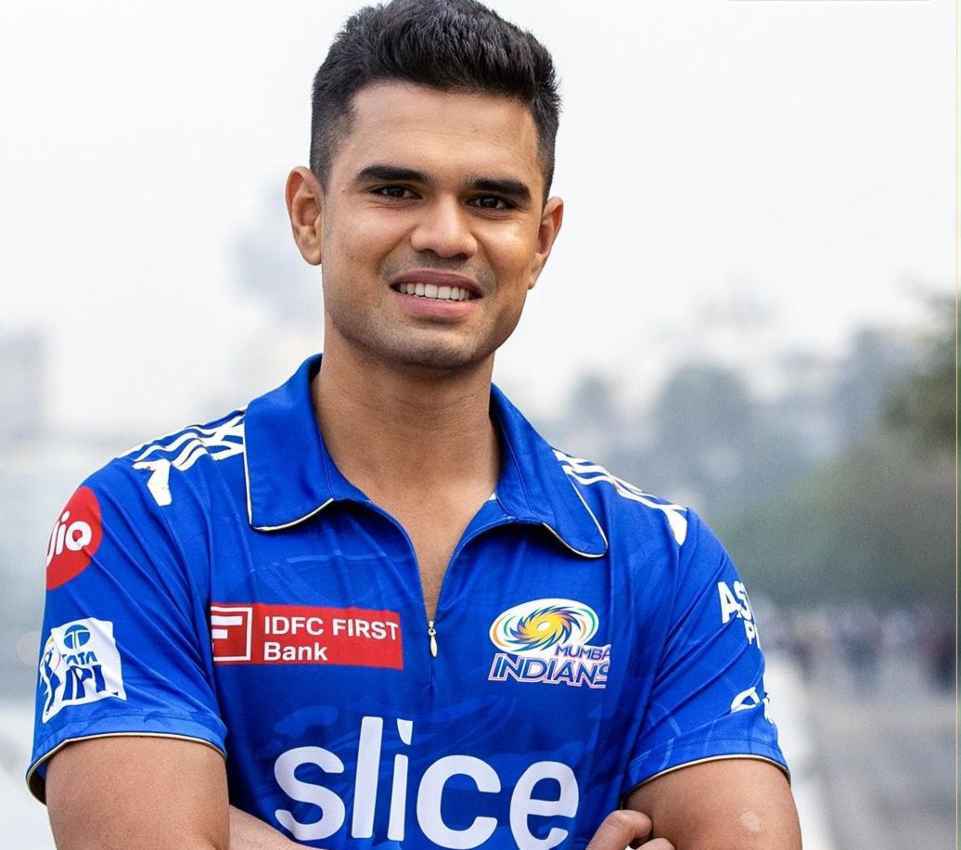 IPL 2023: इस महिला क्रिकेटर ने दी अर्जुन तेंदुलकर को बधाई, रहा है खास रिश्ता