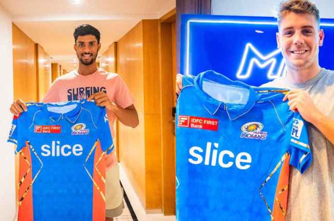 IPL 2023 MI vs KKR Mumbai Indians special jersey