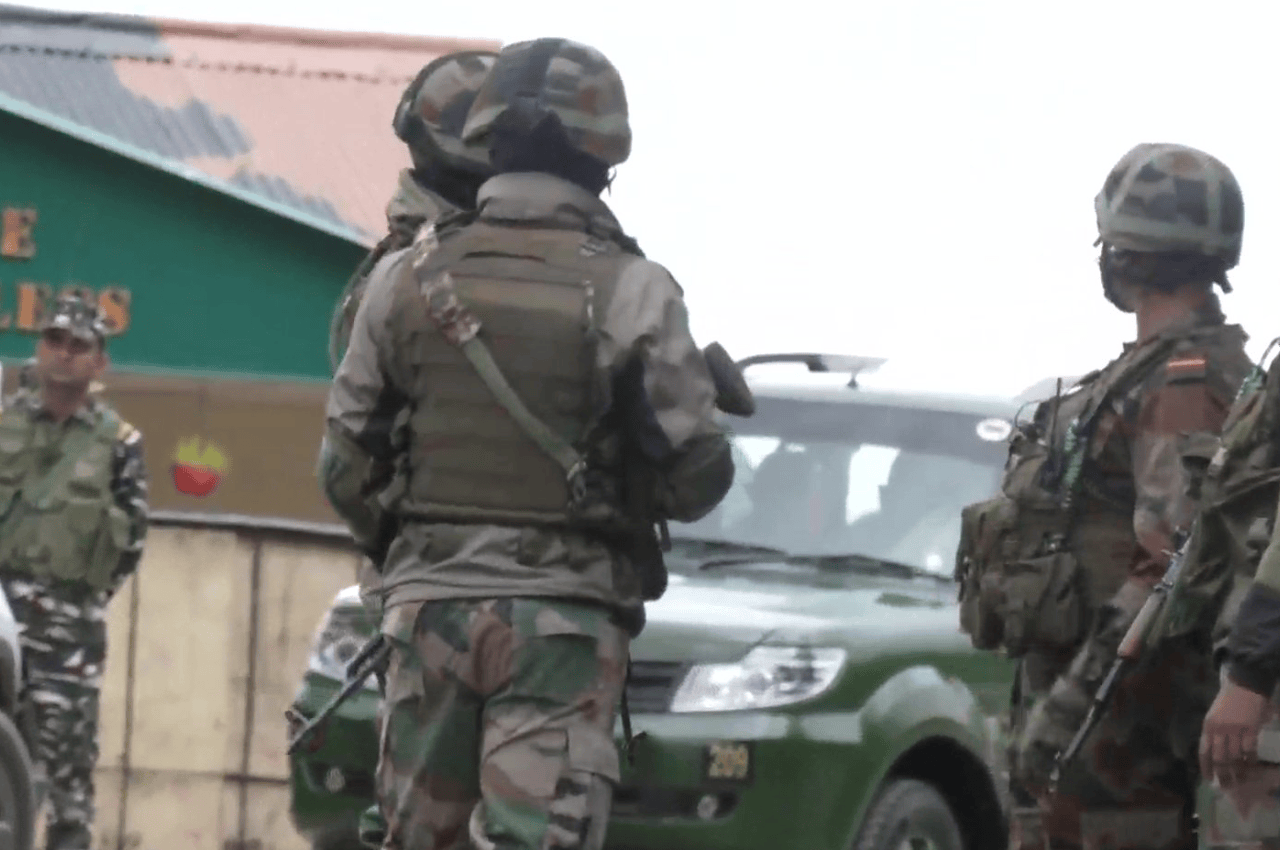 Poonch Terror Attack: ट्रक में था इफ्तारी का सामान, गांववाले बोले- हम नहीं मनाएंगे ईद, 12 संदिग्ध हिरासत में