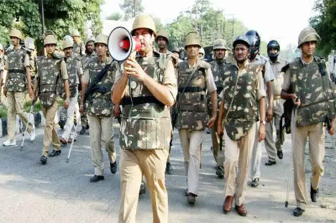 New Delhi: हनुमान जयंती पर केंद्रीय गृह मंत्रालय की एडवाइजरी, राज्यों को कानून व्यवस्था बनाए रखने के निर्देश