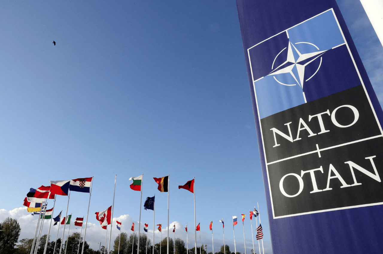 दुनिया के सबसे बड़े सैन्य संगठन NATO का 31वां सदस्य बनेगा फिनलैंड, मंगलवार को फहराएगा झंडा, महासचिव ने किया ऐलान