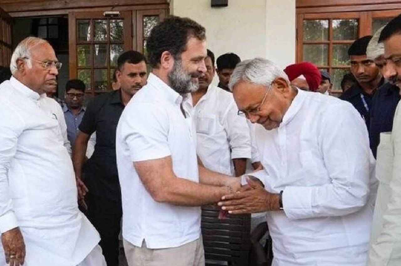Nitish kumar, Rahul Gandhi, Khushbu Sundar, Amit Malviya