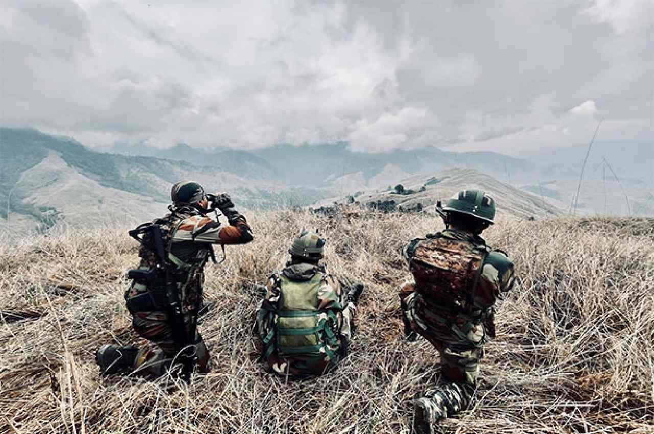 Poonch Terror Attack: पाकिस्तान को एक और 'सर्जिकल स्ट्राइक' का डर, पूर्व डिप्लोमेट अब्दुल बासित ने दिया बड़ा बयान