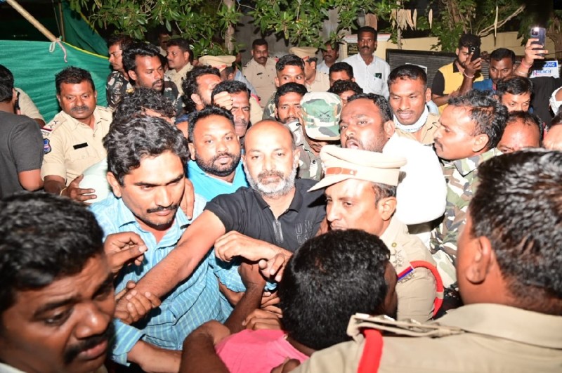 pm modi, sanjay bandi, detained, police, bjp, Telangana