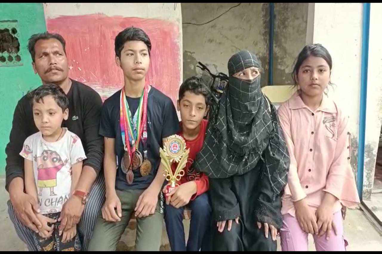 UP News, Jaunpur News, International taekwondo Championship Thailand, Noor Mohammad, Uttar Pradesh N UP News, Jaunpur News, International taekwondo Championship Thailand, Noor Mohammad, Uttar Pradesh News