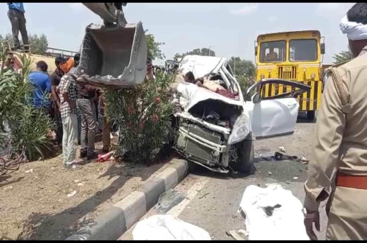 UP News, Jhansi News, Road Accident, Jhansi-Kanpur highway, Uttar Pradesh News