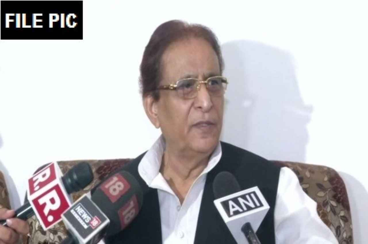 UP News: सपा नेता आजम खान की तबीयत बिगड़ी; दिल्ली के सर गंगाराम अस्पताल में भर्ती