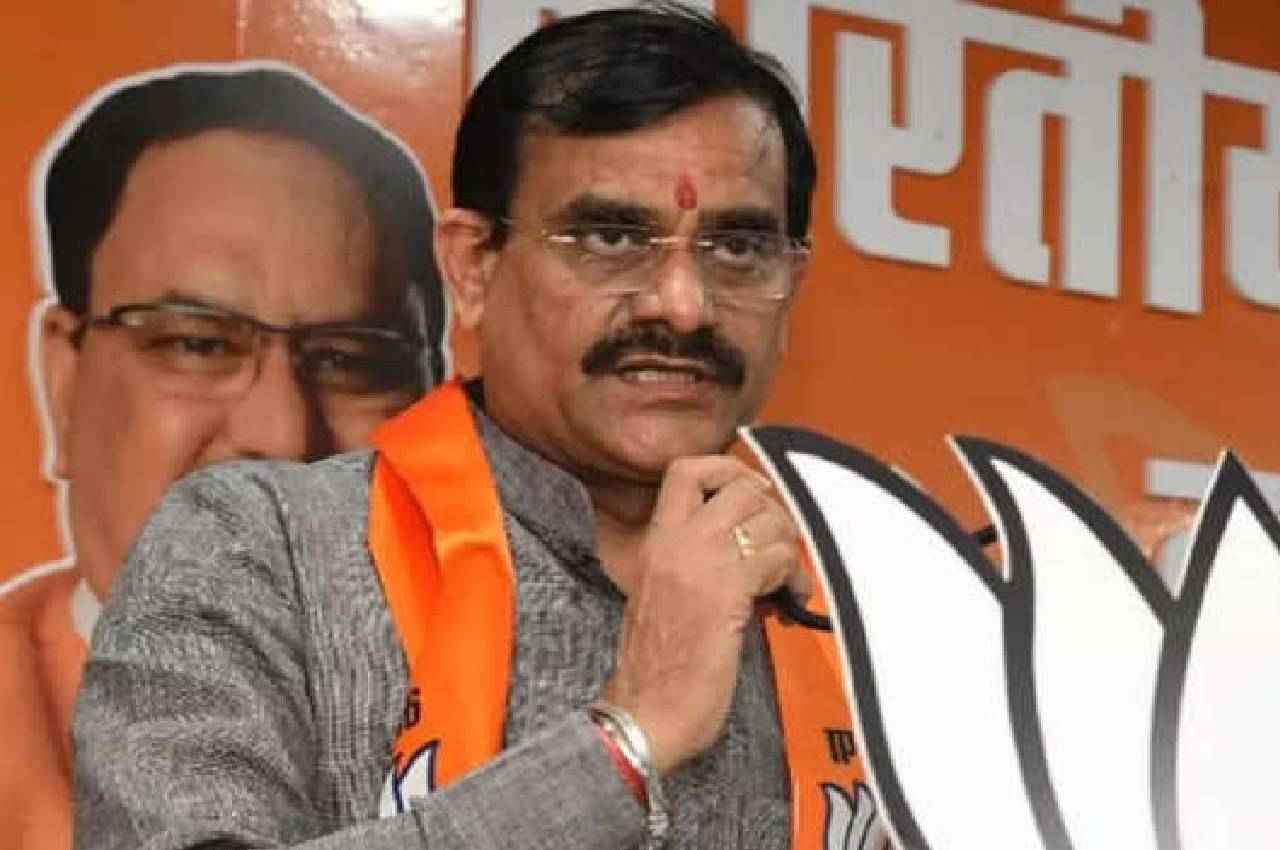 VD शर्मा ने मल्लिकार्जुन खड़गे पर किया पलटवार, कांग्रेस पर साधा निशाना