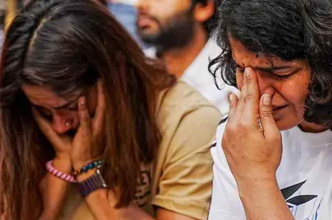 Wrestlers Protest Wrestlers Protest