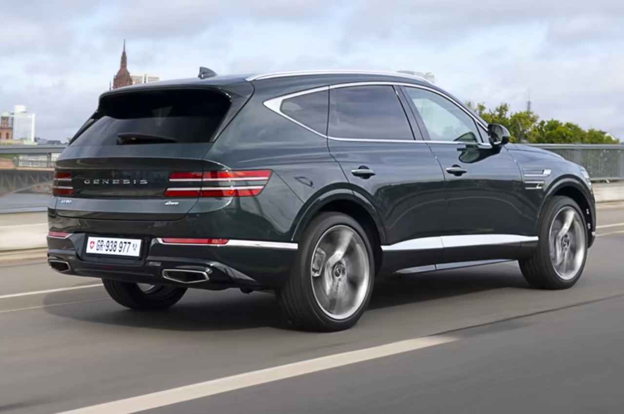 धाकड़ लुक और पावरफुल इंजन Hyundai ने पेश की अपनी नई SUV कार Genesis GV80, जानें डिटेल्स