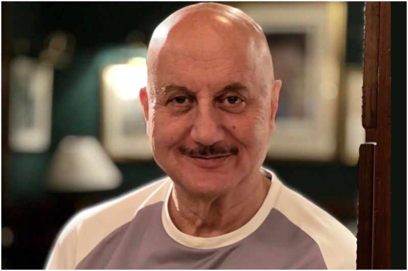 Anupam Kher Injured