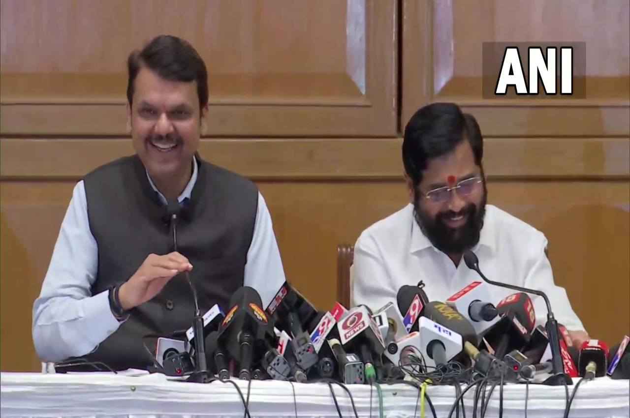 फडणवीस बोले- सुप्रीम कोर्ट ने महा विकास अघाड़ी के मंसूबों पर पानी फेर दिया