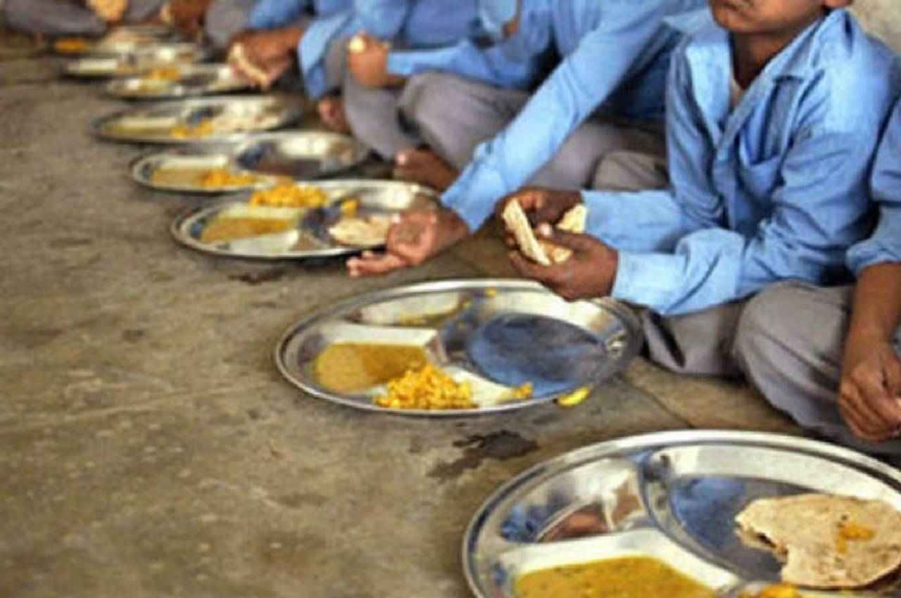 Bihar mid day meal Bihar mid day meal, lizard found mdm, Bihar news, Saran news
