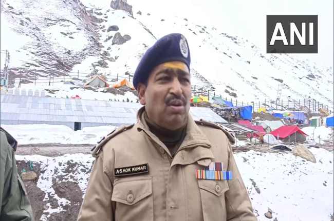 Char Dham Yatra 2023, Snowfall in Kedarnath, Kedarnath Registration, Uttarakhand News