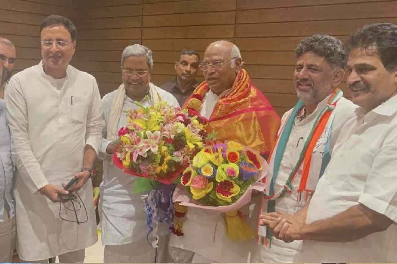 Karnataka New CM: कर्नाटक के मुख्यमंत्री के लिए तीन पर्यवेक्षक नियुक्त, पार्टी आलाकमान को रिपोर्ट सौंपेंगे