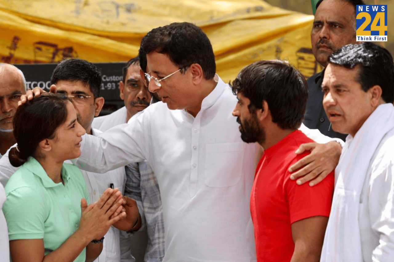 Congress leader Randeep Singh Surjewala Delhi Wrestlers Protest, Randeep Singh Surjewala, Jantar Mantar Delhi, PM Modi