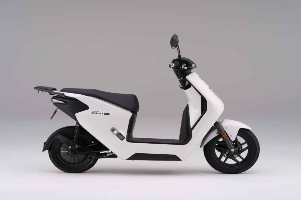 48km रेंज और 45km/h की टॉप स्पीड के साथ Honda EM 1 Electric Scooter लॉन्च, 6 घंटे में होगा फुल चार्ज