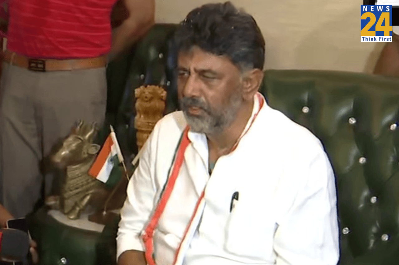 Karnataka का CM कौन?: 'मैं सिंगल मैन मेजोरिटी हूं...' दिल्ली रवाना से होने से पहले डीके शिवकुमार का बड़ा बयान