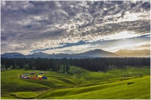 Summer Vacations Destinations near delhi, Ladakh, Kashmir, Manali, Shimla, Mount Abu