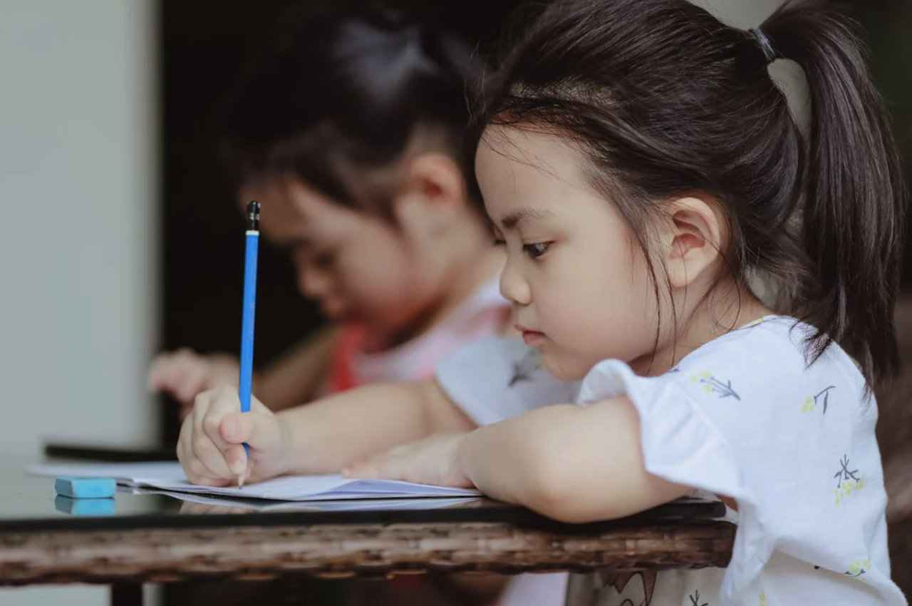 घर बैठे जीतें 8,23,00,000 रुपए का इनाम, इसके लिए बस देना होगा एक सवाल का जवाब