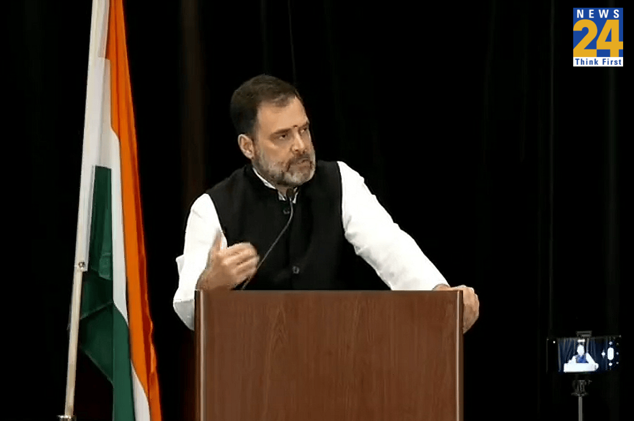 Rahul Gandhi in US: 'मोदीजी भगवान को भी समझा देंगे, ब्रह्मांड कैसे काम करता है...', अमेरिका में राहुल गांधी ने प्रधानमंत्री पर कसा तंज