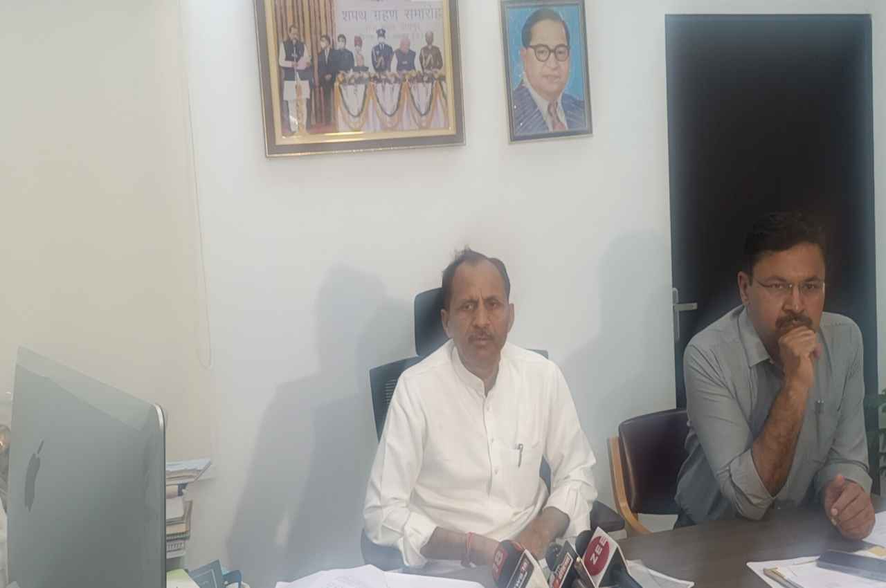Rajasthan News: पीडब्ल्यूडी मंत्री भजनलाल ने की समीक्षा बैठक, बोले- 'सीएम ने लोगों को दी विश्वस्तरीय सुविधाएं'