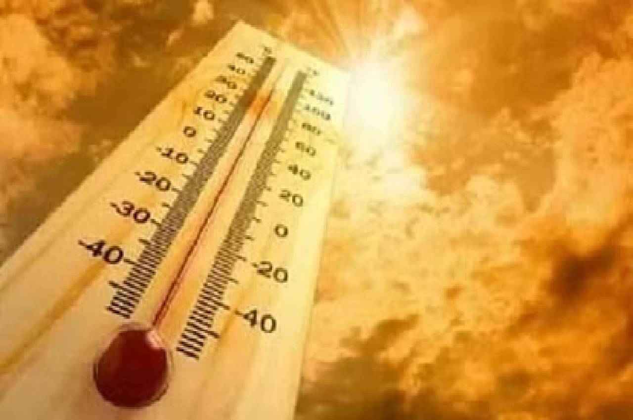 Rajasthan Weather: राजस्थान में 44 डिग्री तक पहुंचा तापमान, कई जिलों में लू चलने का अलर्ट
