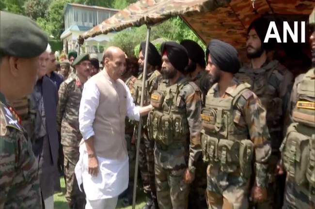 Rajouri Encounter: Defense Minister Rajnath Singh reached jammu and kashmir