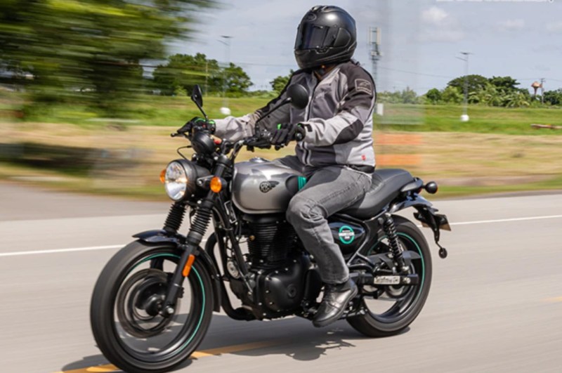 Royal Enfield Hunter 350 price, Royal Enfield Hunter 350 mileage, petrol bikes, bikes under 1 lakhs