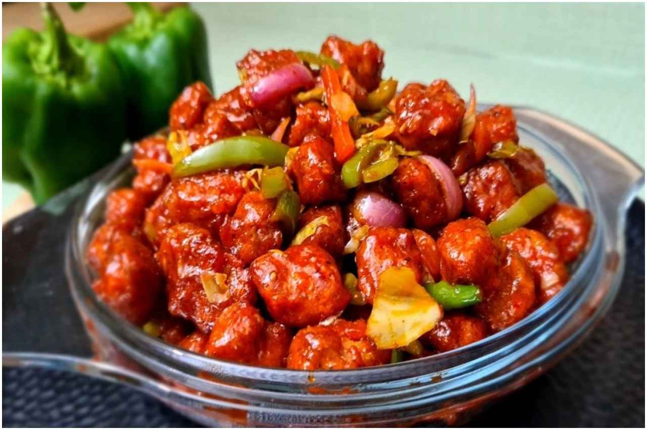 Soyabean Chilli recipe: घर पर इस तरह बनाएं सोयाबीन चिली, चटकारे लेते रह जाएंगे