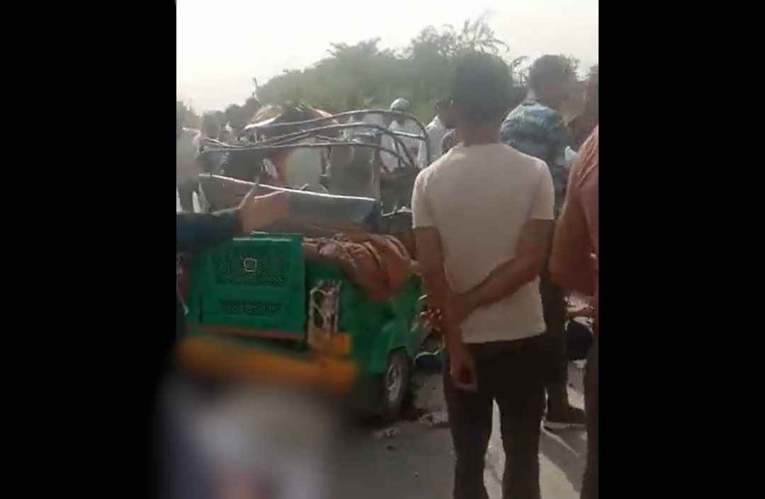 UP News: फतेहपुर में दर्दनाक हादसा; कैंटर ने कुचला ऑटो, आठ लोगों की मौत, दो गंभीर