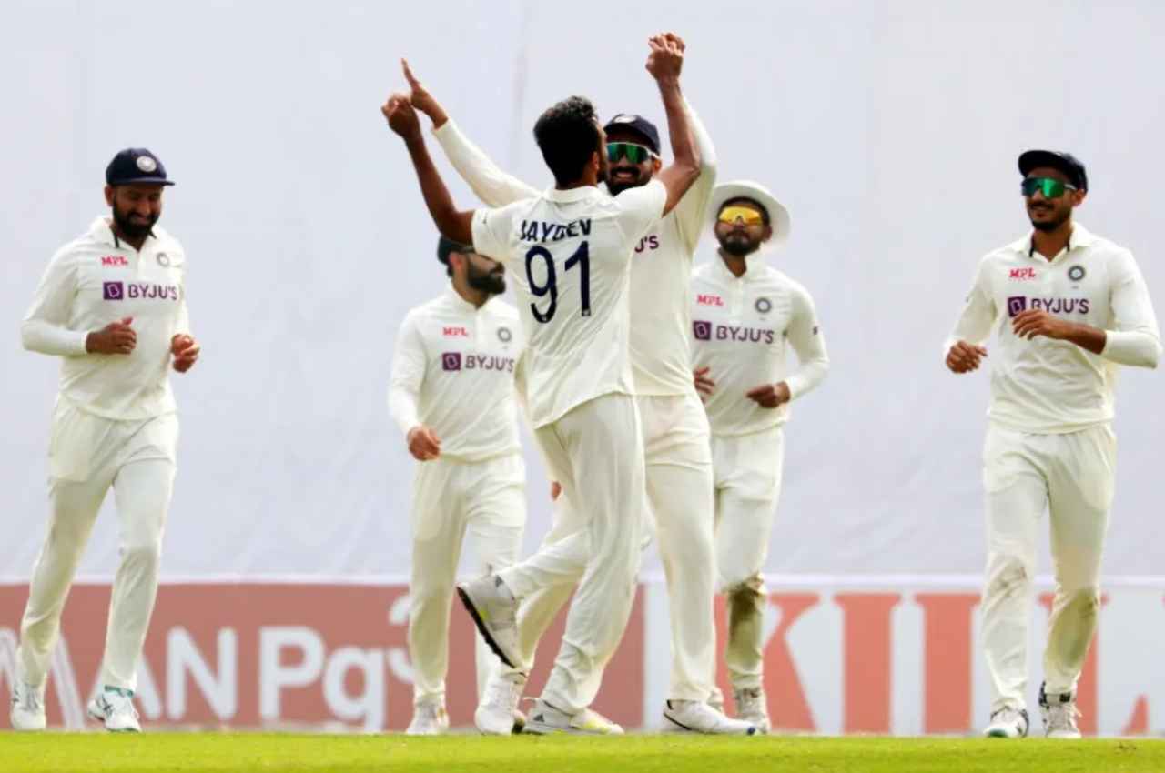 WTC Final: टीम इंडिया की बढ़ी टेंशन, स्टार गेंदबाज को कंधे में लगी चोट