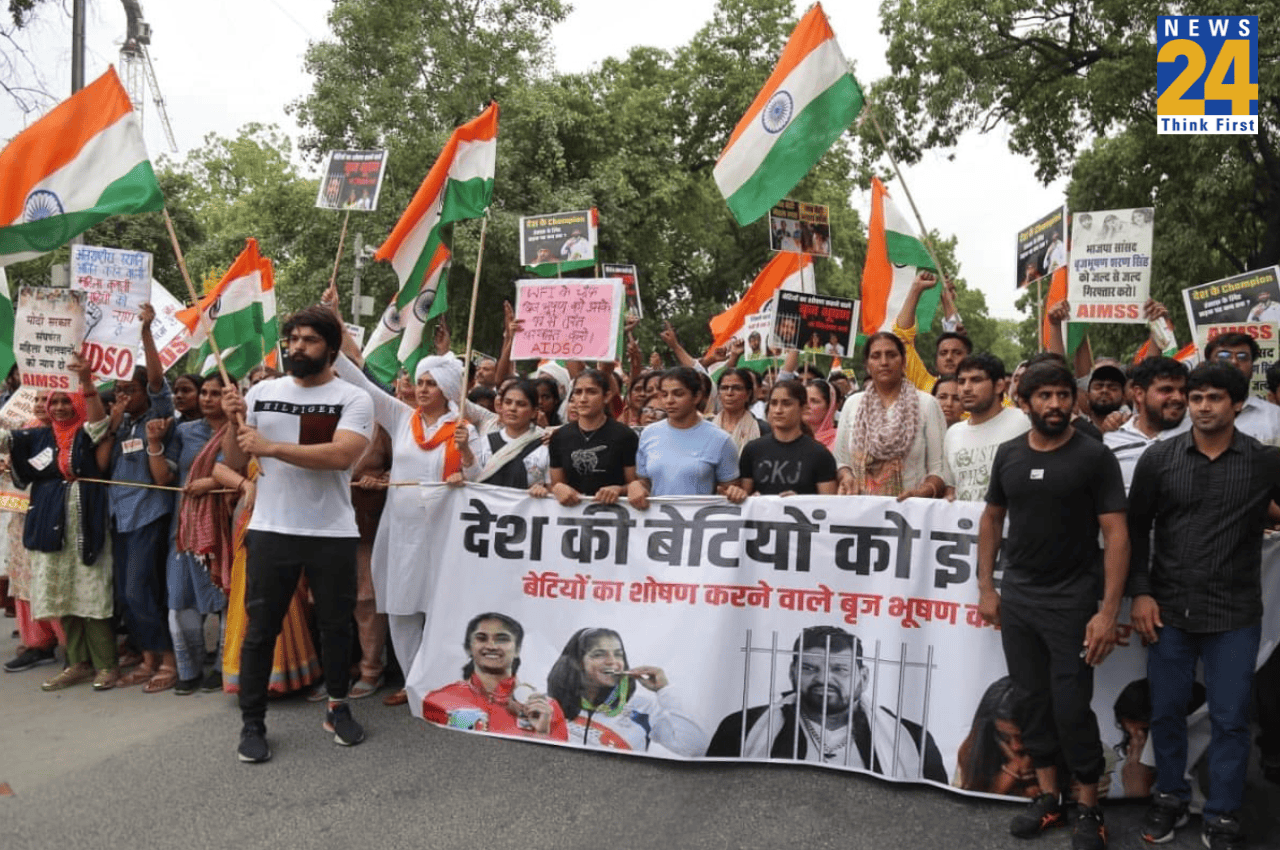 Bajrang Punia, Sakshi Malik, Vinesh Fogat, Wrestlers Caandlelight protest, WFI chief Brij Bhushan Singh, Delhi