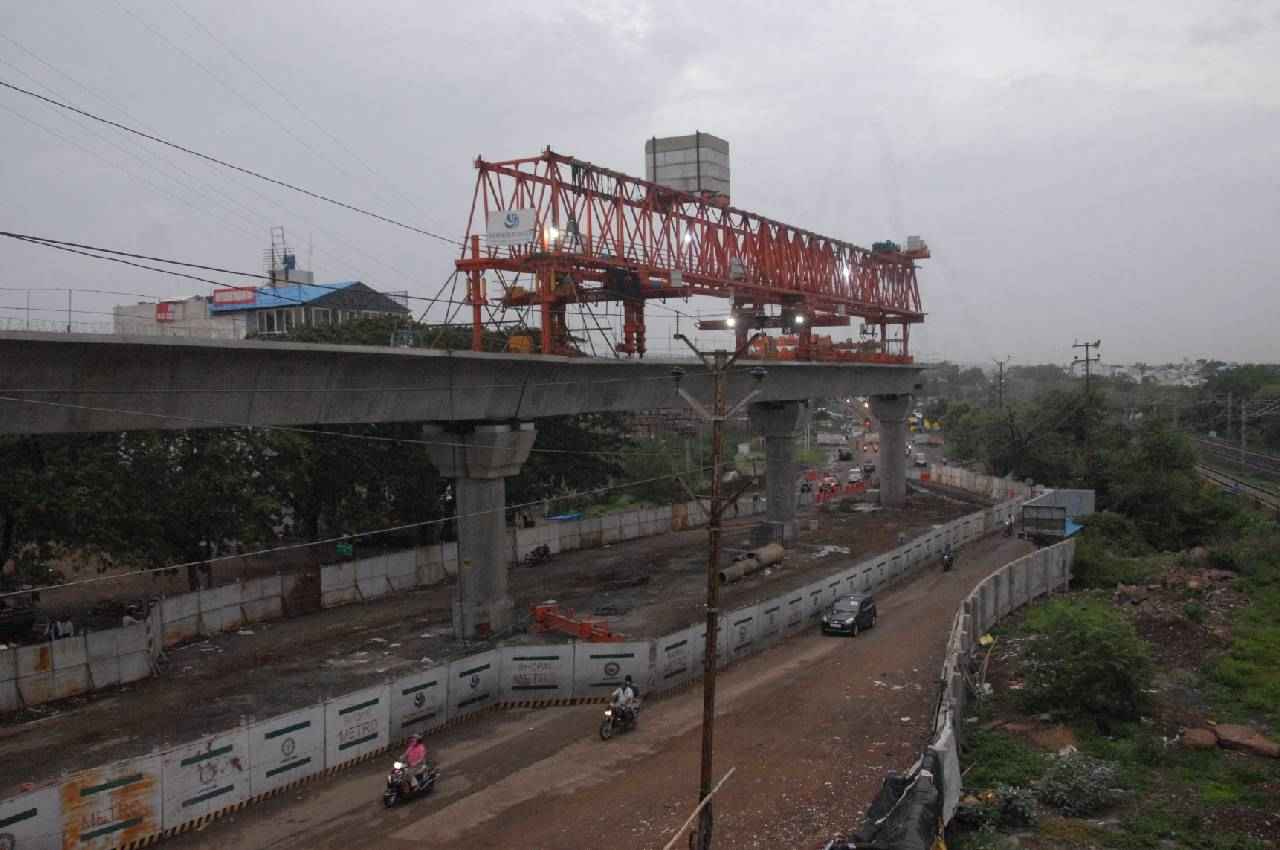 भोपाल मेट्रो पर आया बड़ा अपडेट, बिछने लगी पटरियां, इस महीने तक ट्रायल की तैयारी