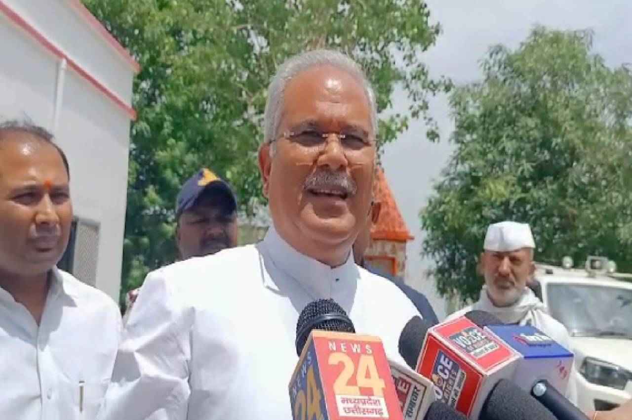 सतना जिले के नकटी गांव पहुंचे छत्तीसगढ़ के सीएम भूपेश बघेल, कहा-MP में भी बनेगी कांग्रेस की सरकार