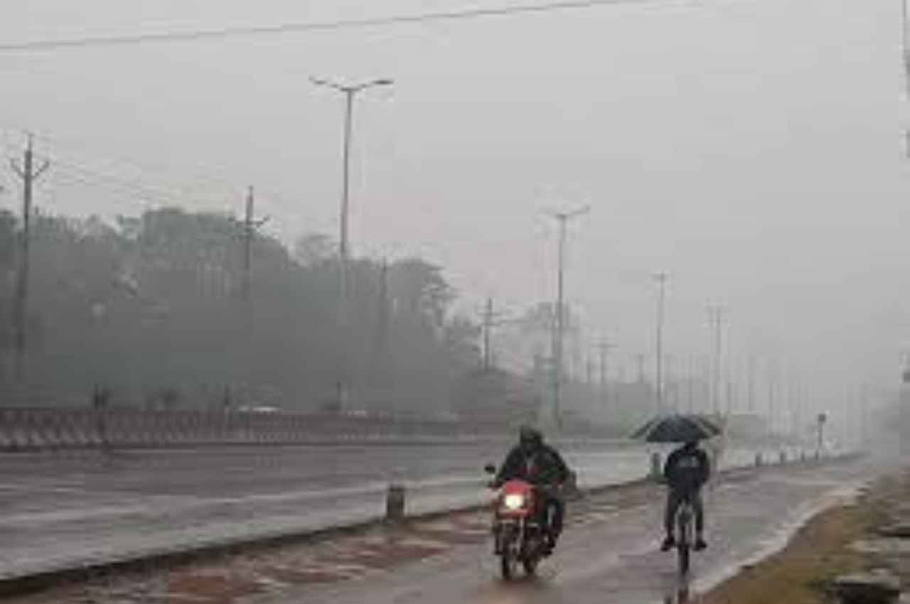 छत्तीसगढ़ में बदलेगा मौसम, अगले 3 घंटे आंधी-तूफान चलने की चेतावनी