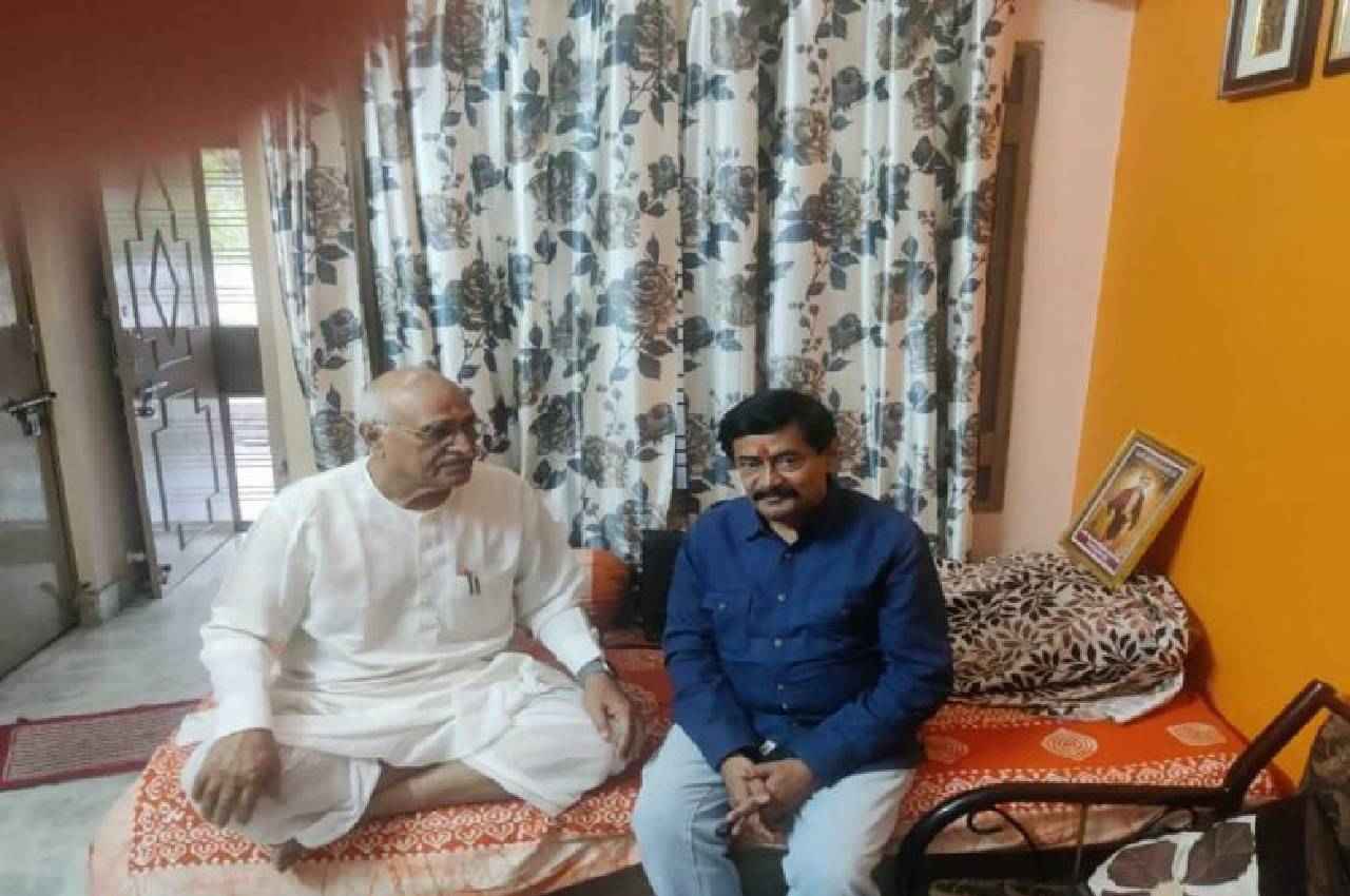 दीपक जोशी को मनाने में जुटी BJP, नरेंद्र सिंह तोमर भी कर सकते हैं बातचीत
