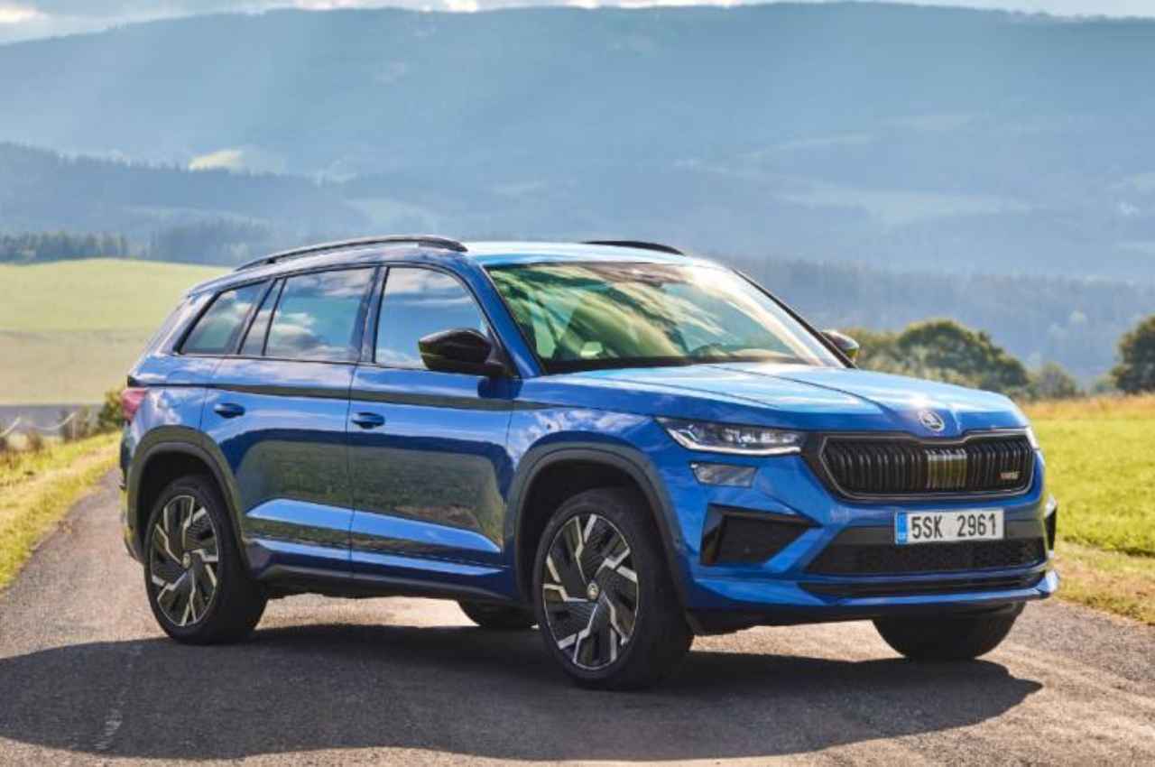 Skoda Kodiaq: नया वर्जन बनकर तैयार, जानें, क्या मिलेंगे नए फीचर्स और कीमत