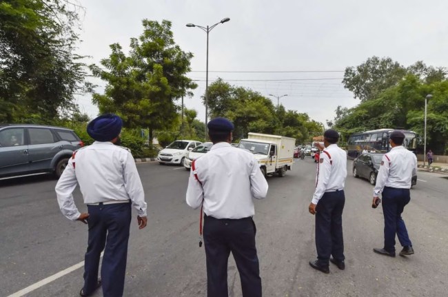 Delhi News, Delhi Traffic Police, Delhi Traffic Challan, Delhi News in Hindi,