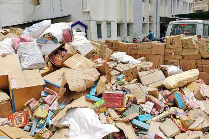 firecracker factories in Bengal