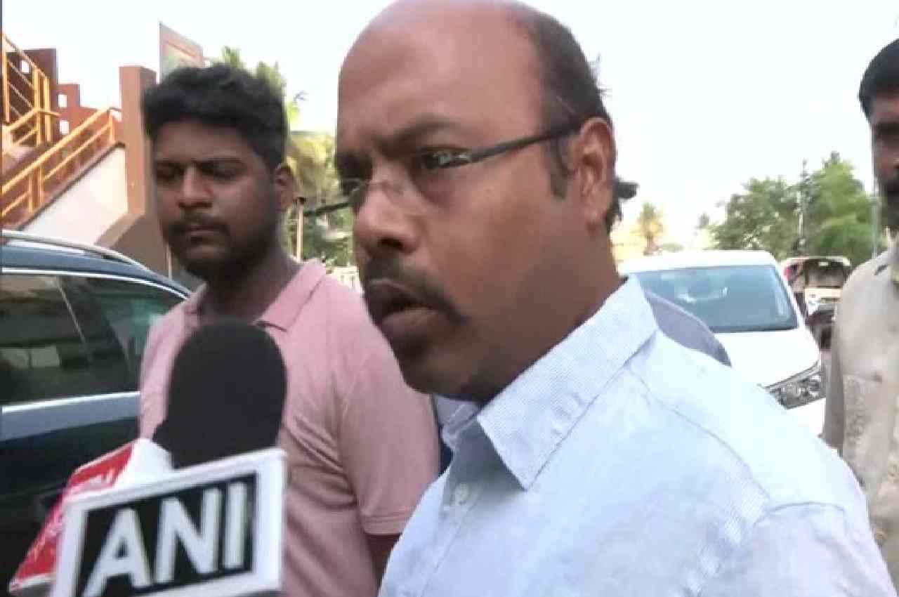 Karnataka Polls Results: शुरुआती रुझानों में कांग्रेस को भारी बहुमत, सिद्धारमैया के बेटे बोले- मेरे पिता को CM बनना चाहिए