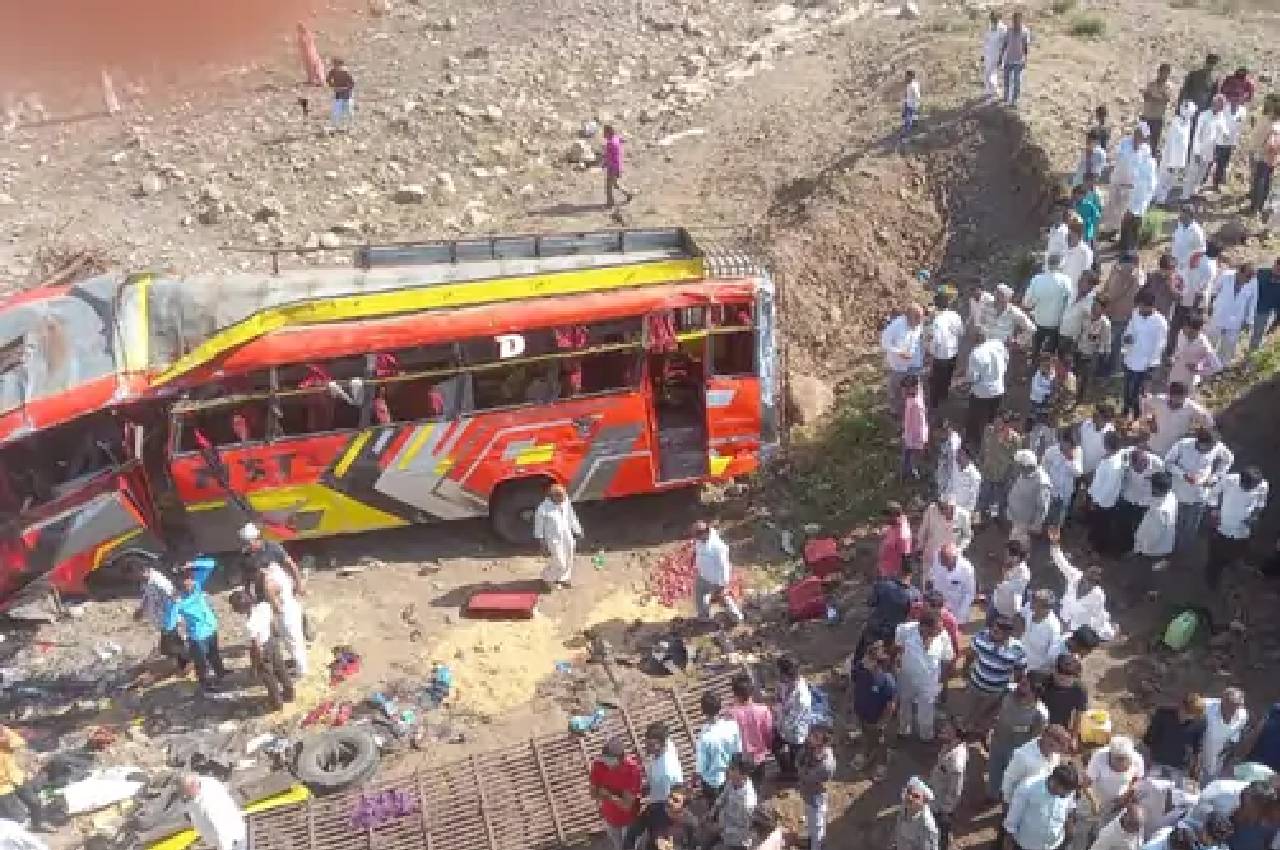 khargone bus accident